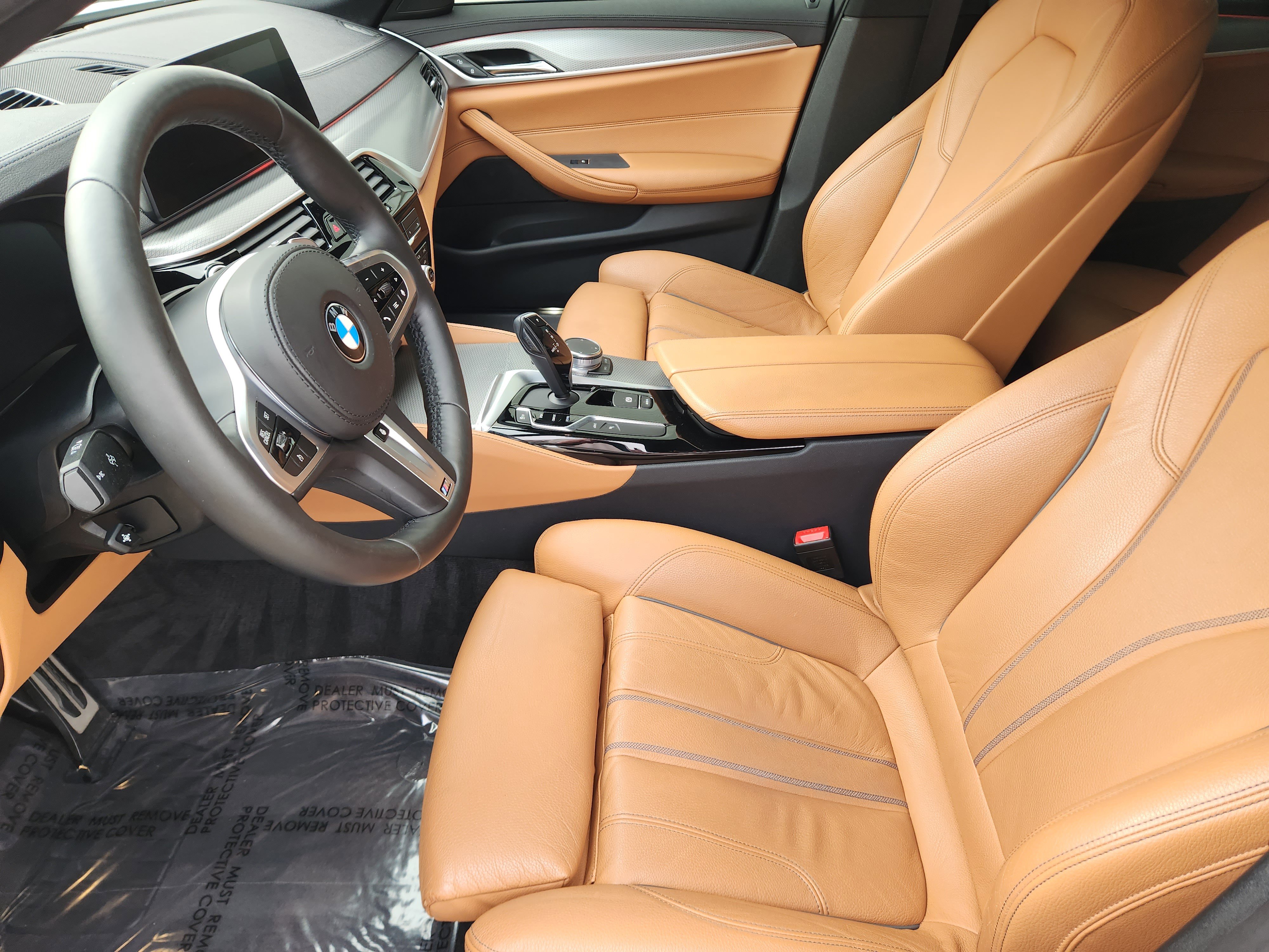 Used 2020 BMW 530e w/ M Sport Package image 12