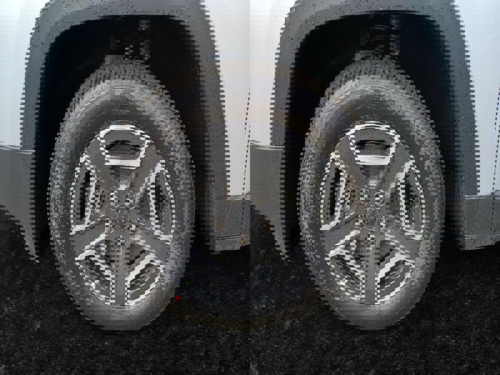 New 2026 Jeep Cherokee Laredo image 15