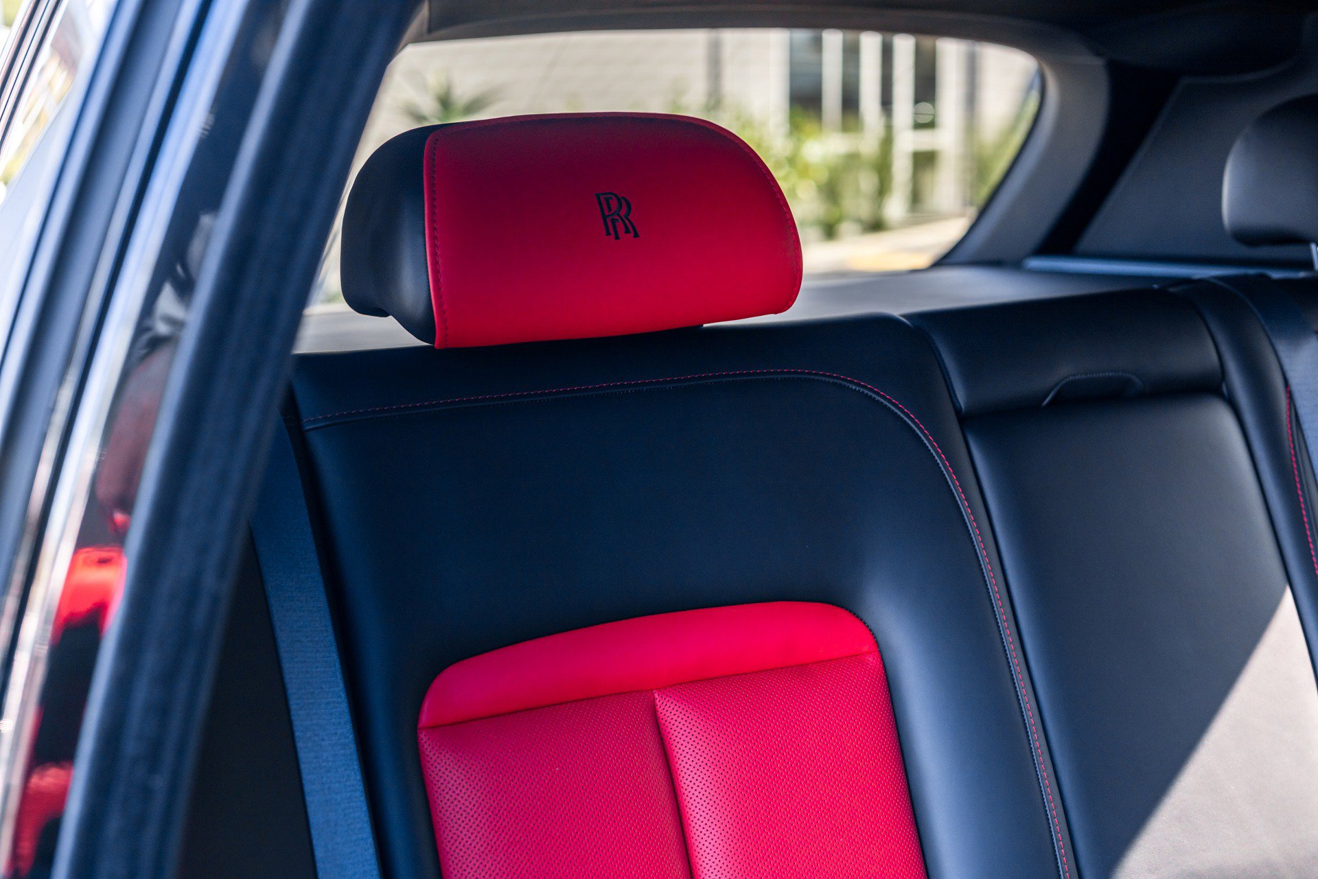 Used 2021 Rolls-Royce Cullinan image 46