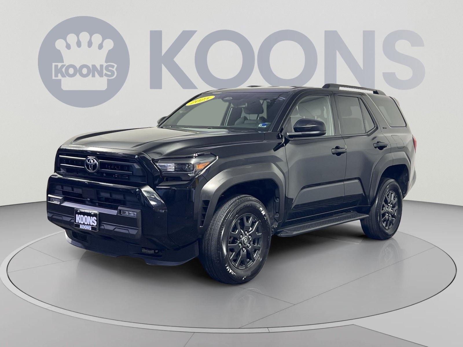 Used 2025 Toyota 4Runner SR5 AWD/4WD image 1