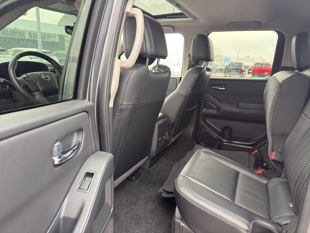 Certified 2023 Nissan Frontier SV w/ SV Premium Package image 31