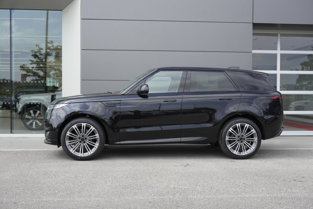 New 2026 Land Rover Range Rover Sport Dynamic SE AWD/4WD image 8