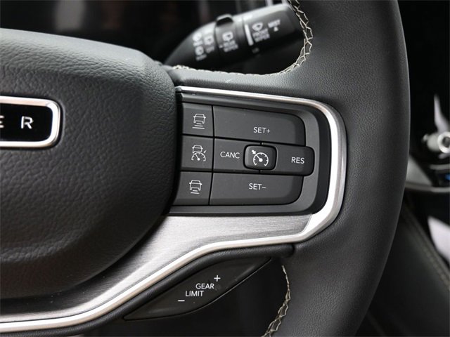 Used 2025 Jeep Wagoneer Series II image 33