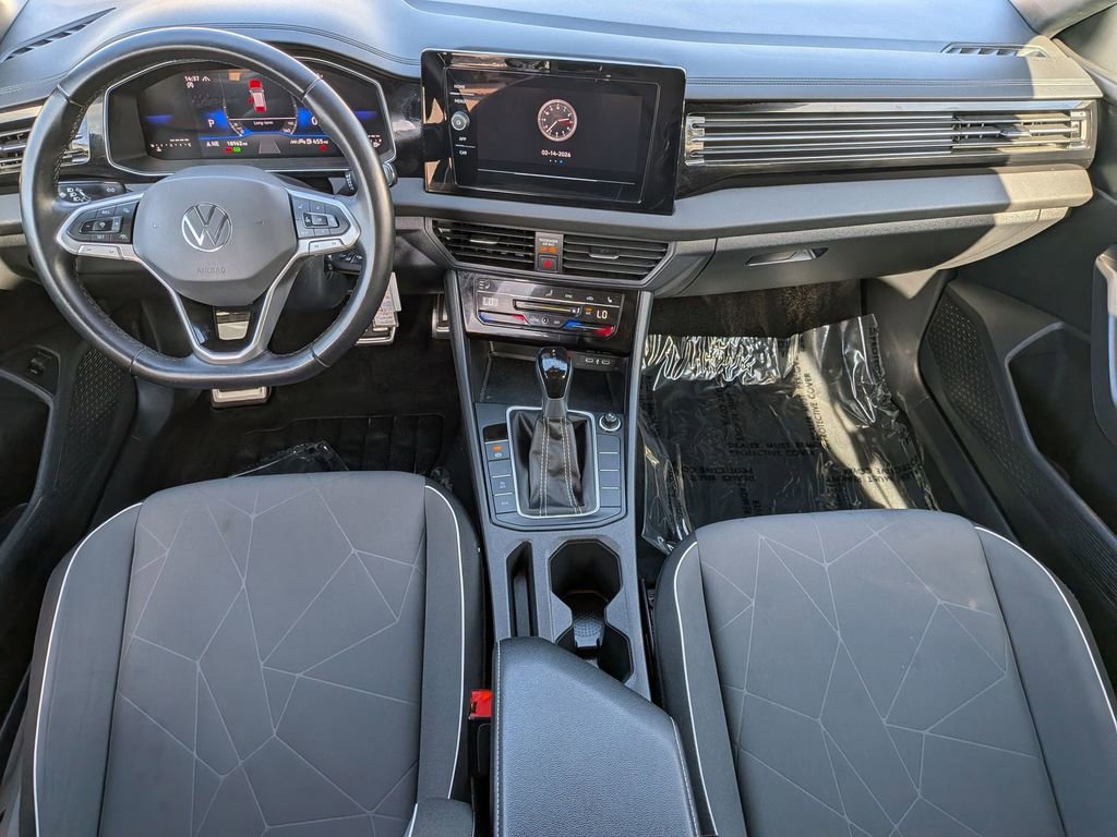 Used 2025 Volkswagen Jetta Sport image 21