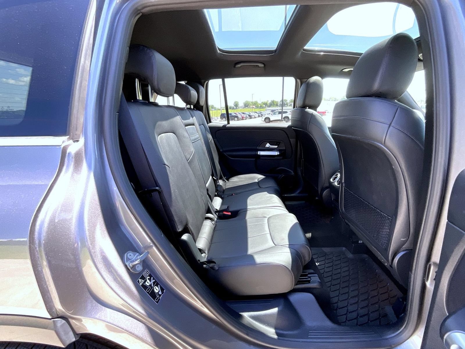 Used 2021 Mercedes-Benz GLB 250 4MATIC image 19