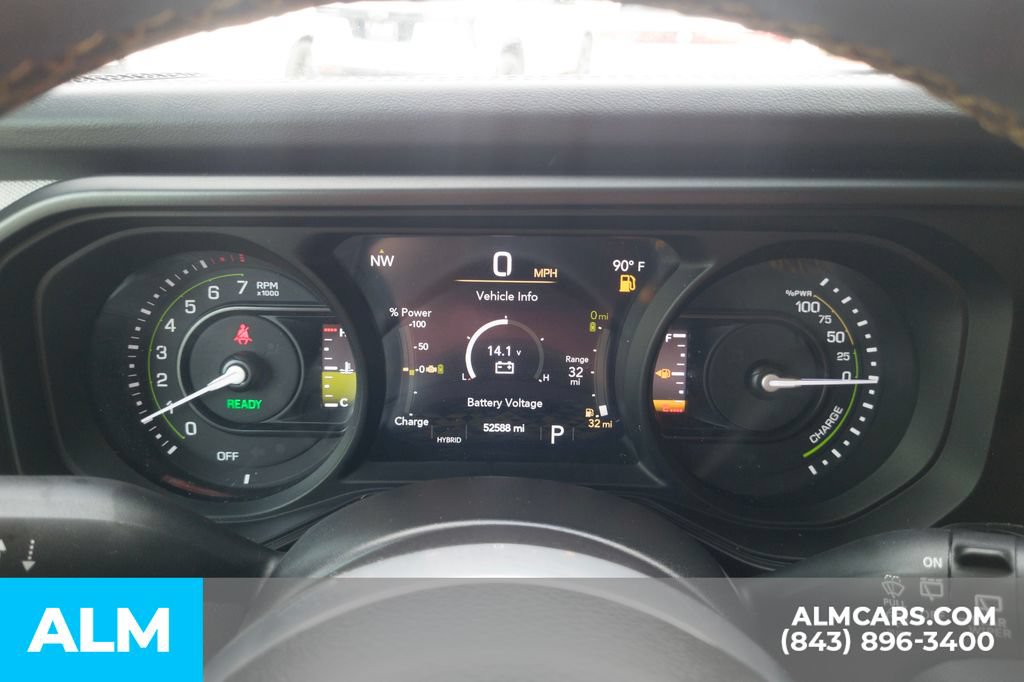 Used 2024 Jeep Wrangler Unlimited Sahara AWD/4WD image 30
