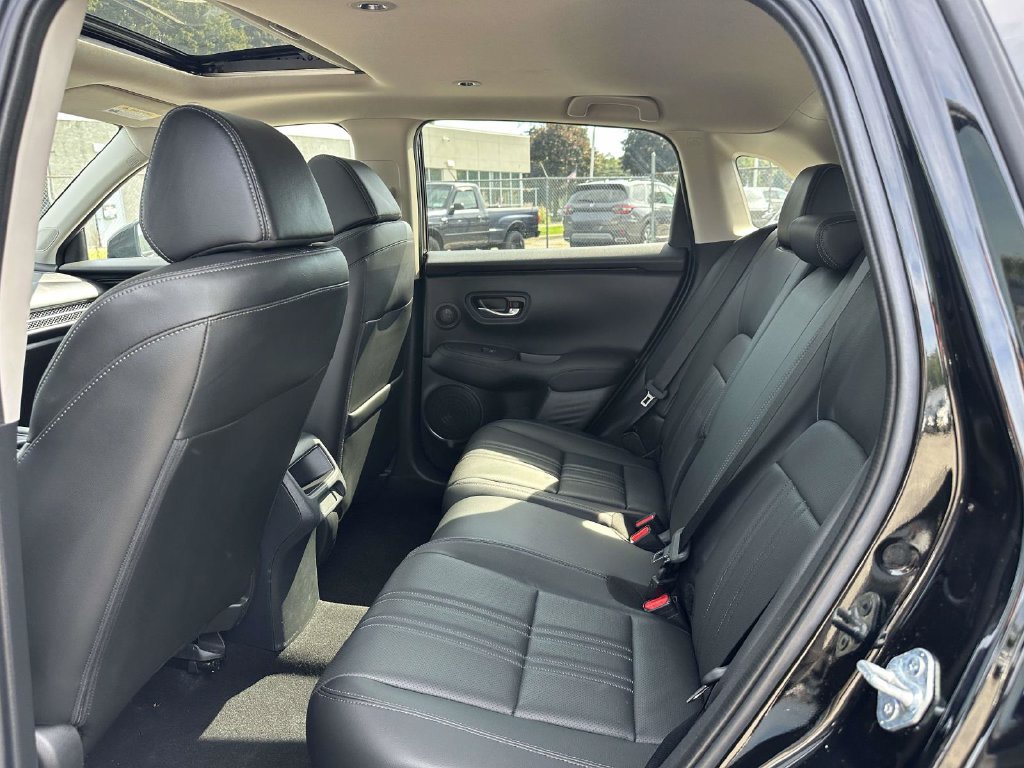 Certified 2025 Honda HR-V EX-L image 9