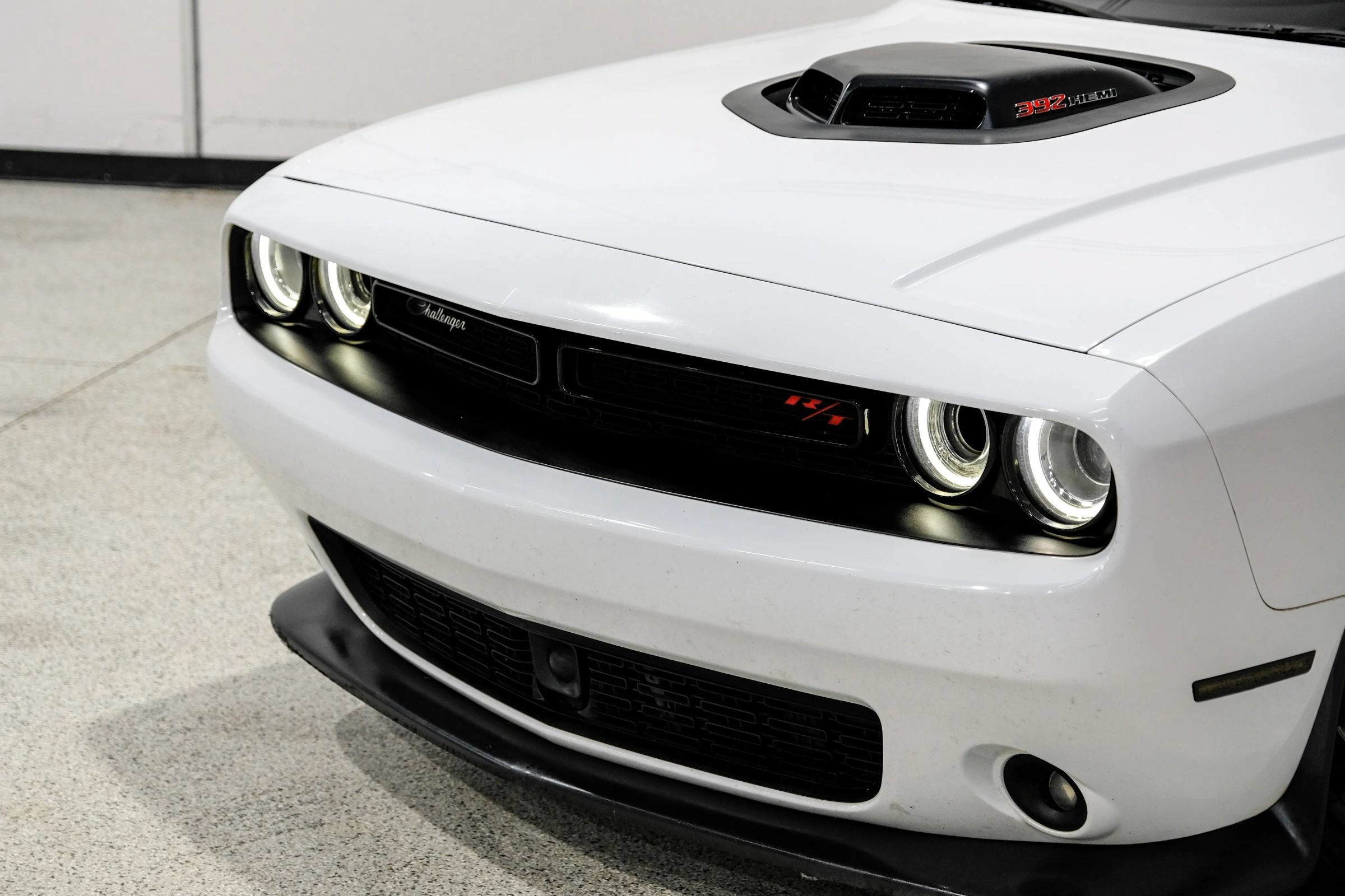 Used 2017 Dodge Challenger R/T Scat Pack RWD image 50
