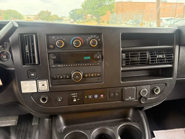 Used 2021 GMC Savana 3500 Extended w/ Power Convenience Package RWD image 15