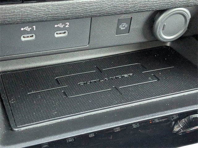 New 2026 Mitsubishi Outlander SE image 24