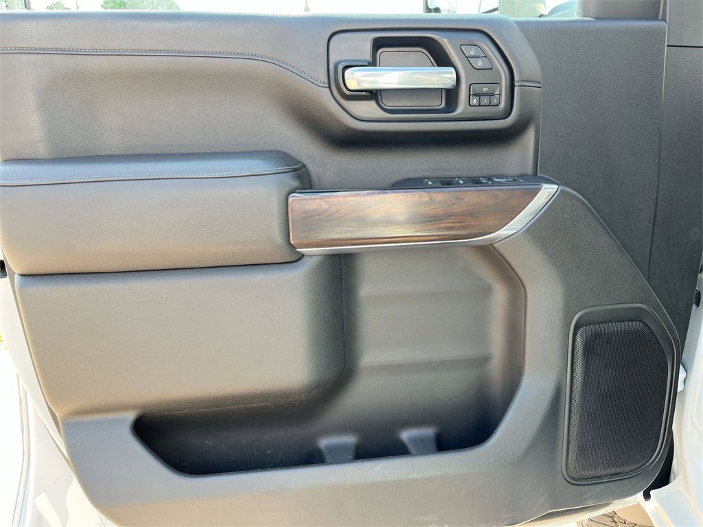 Used 2021 GMC Sierra 2500 SLT w/ SLT Convenience Package image 15