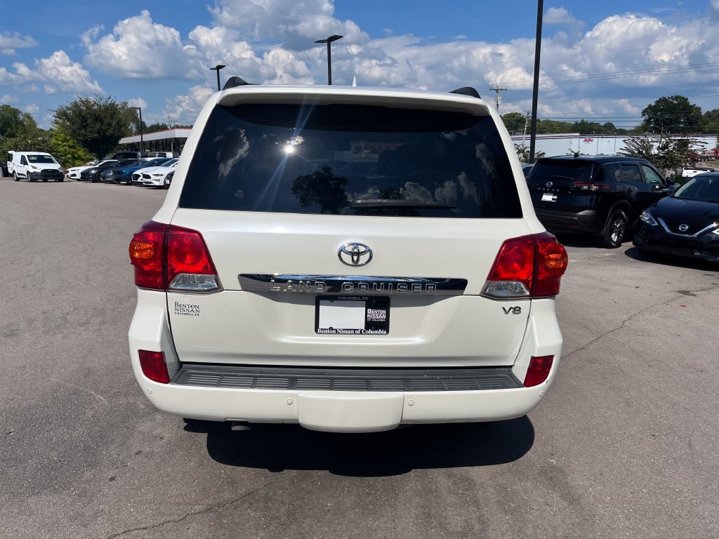 Used 2015 Toyota Land Cruiser AWD/4WD image 7