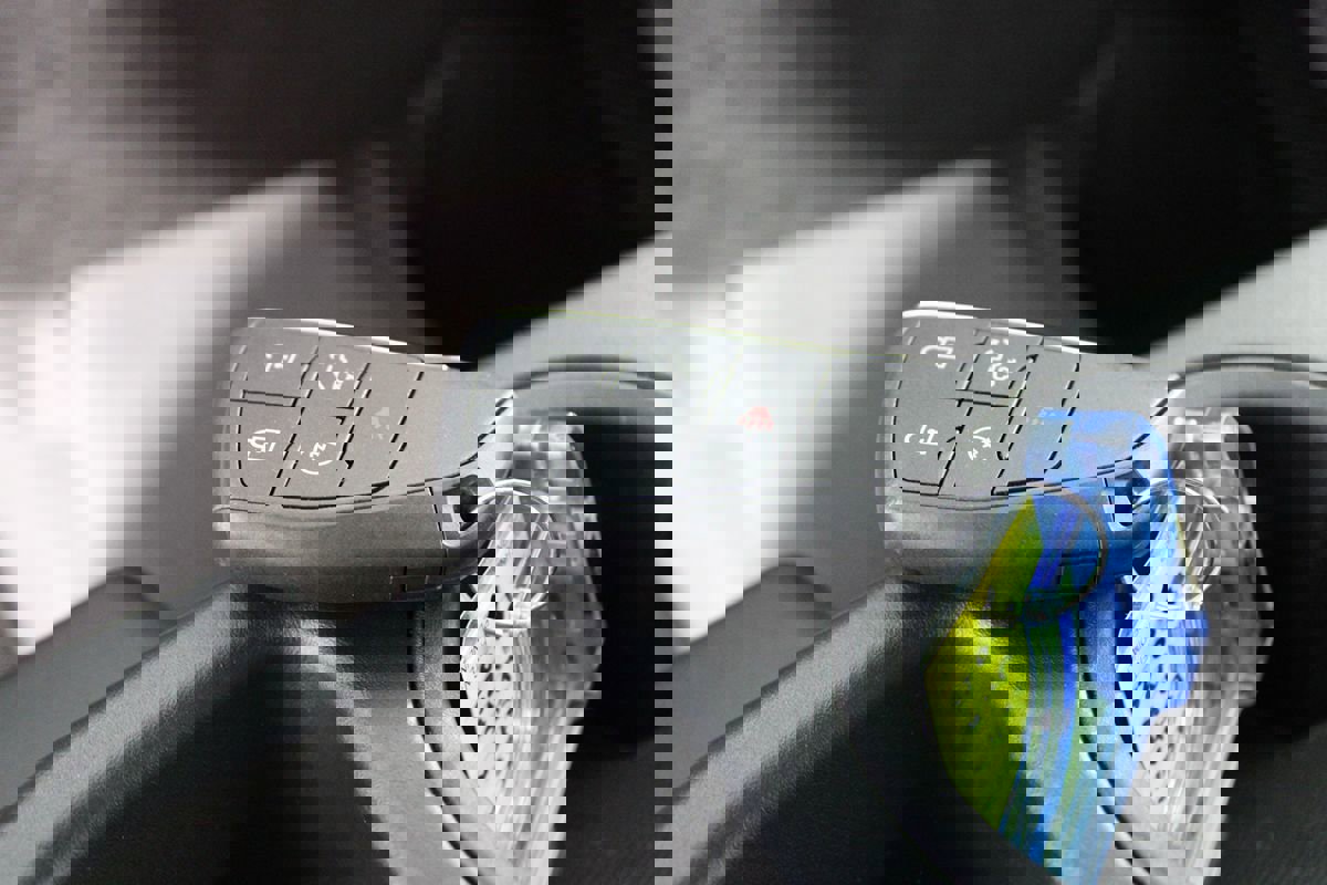 Used 2025 GMC Sierra 1500 Elevation image 24