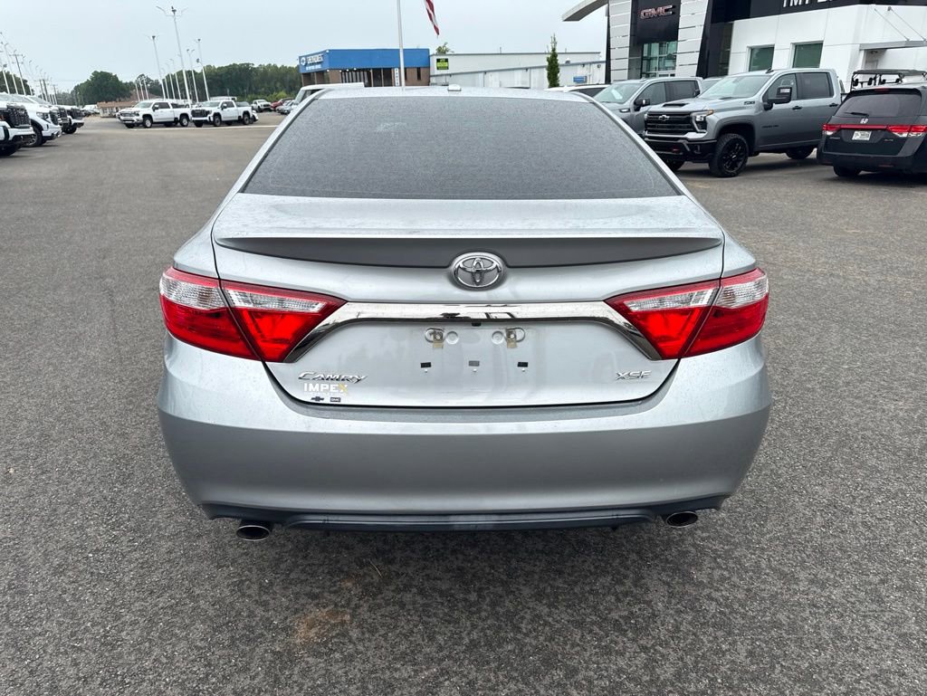 Used 2016 Toyota Camry XSE FWD image 4