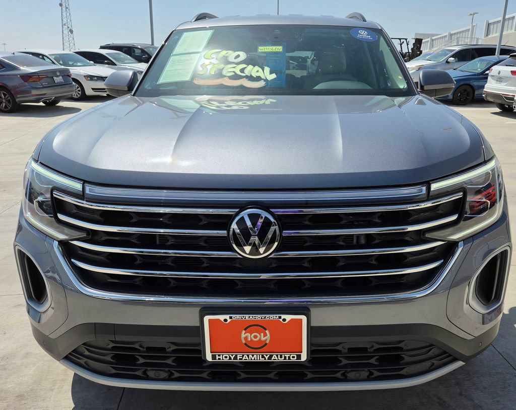 Certified 2025 Volkswagen Atlas SE FWD image 4