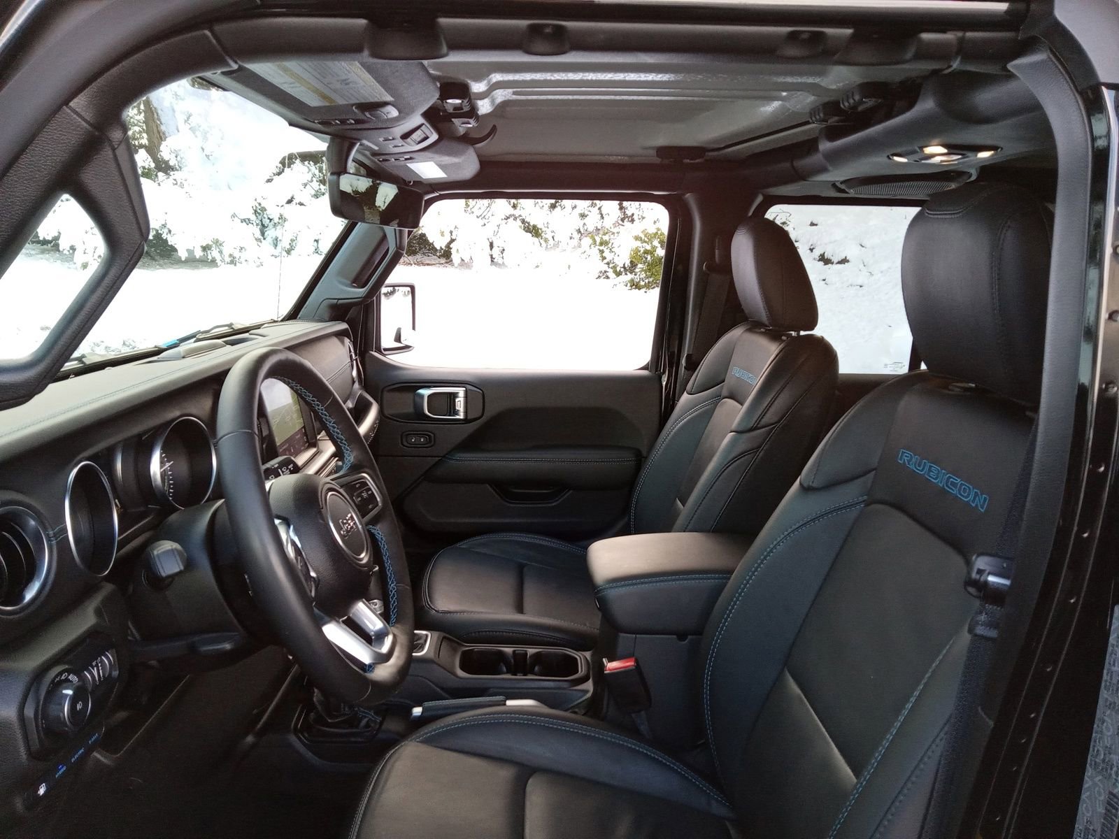 Used 2022 Jeep Wrangler Unlimited Rubicon 4xe w/ Dual Top Group image 11