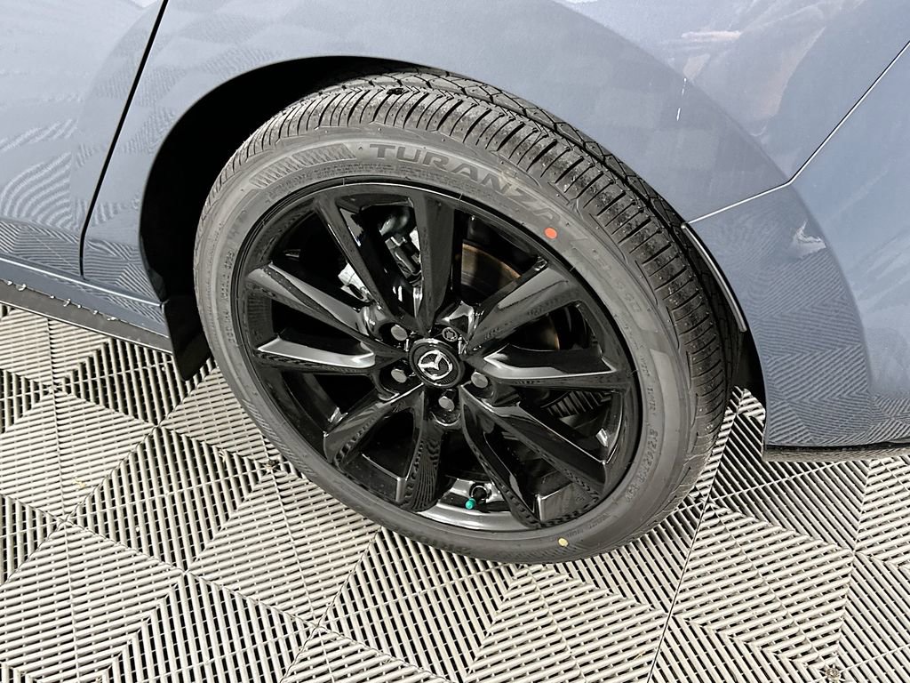 New 2026 MAZDA MAZDA3 Hatchback w/Premium Plus Pkg image 38