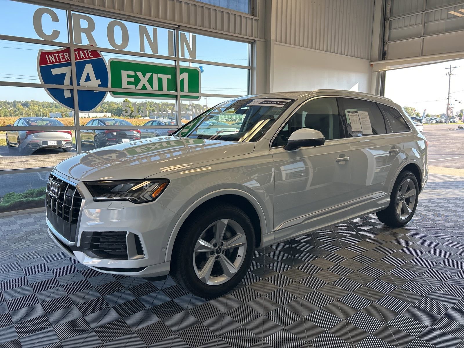 Used 2024 Audi Q7 2.0T Premium Plus image 3