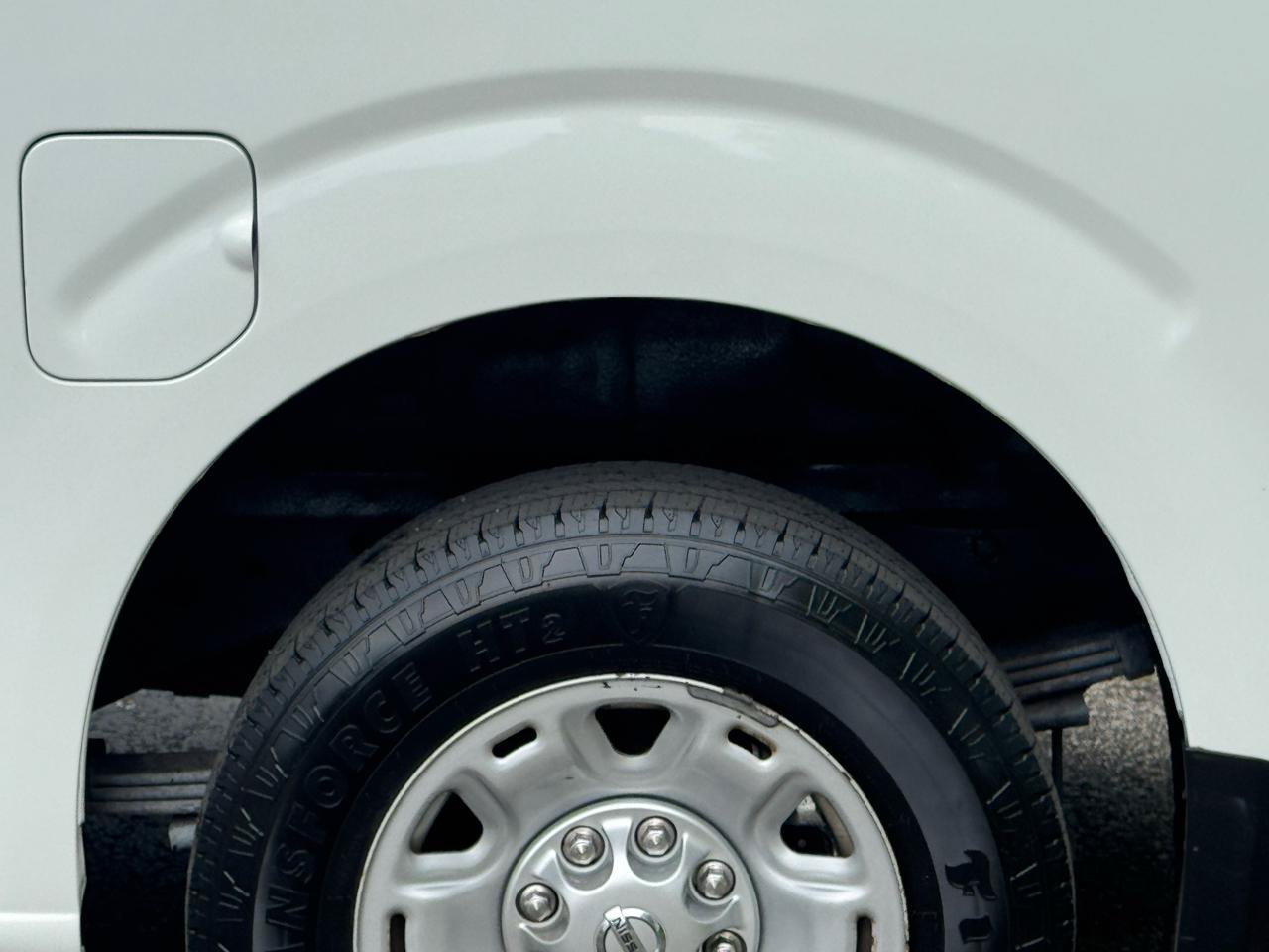 Used 2014 Nissan NV 2500 SV w/ Side & Curtain Airbag Package RWD image 25