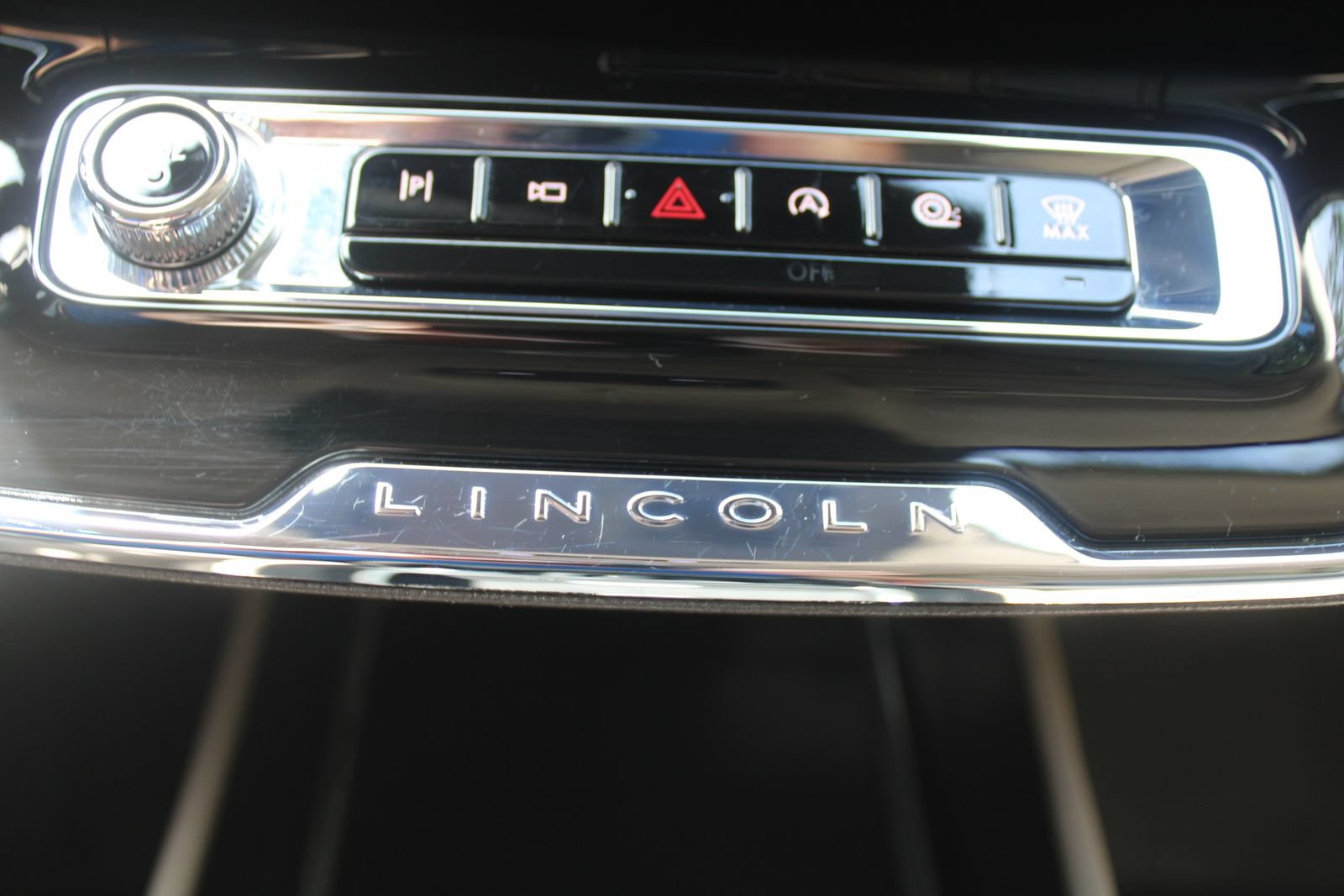 Used 2023 Lincoln Corsair FWD w/ Equipment Group 101A image 42