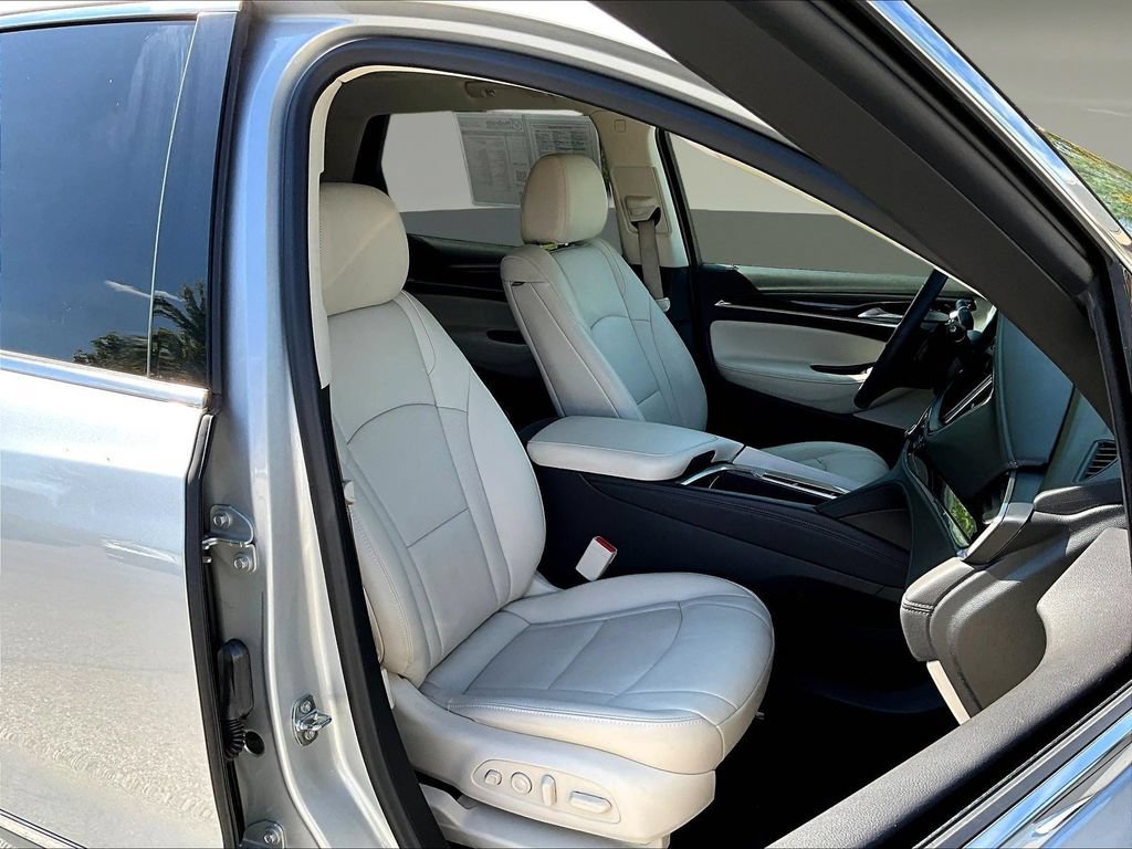 Used 2022 Buick Enclave Premium w/ Experience Buick Package AWD/4WD image 32