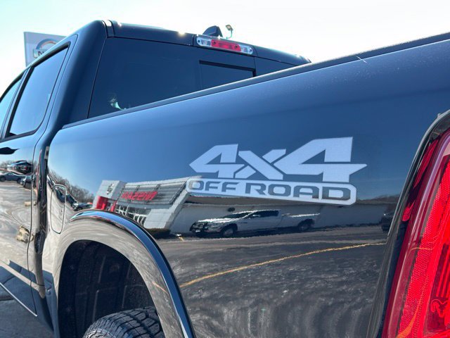 New 2026 RAM 1500 Laramie w/ Off Road Group AWD/4WD image 7