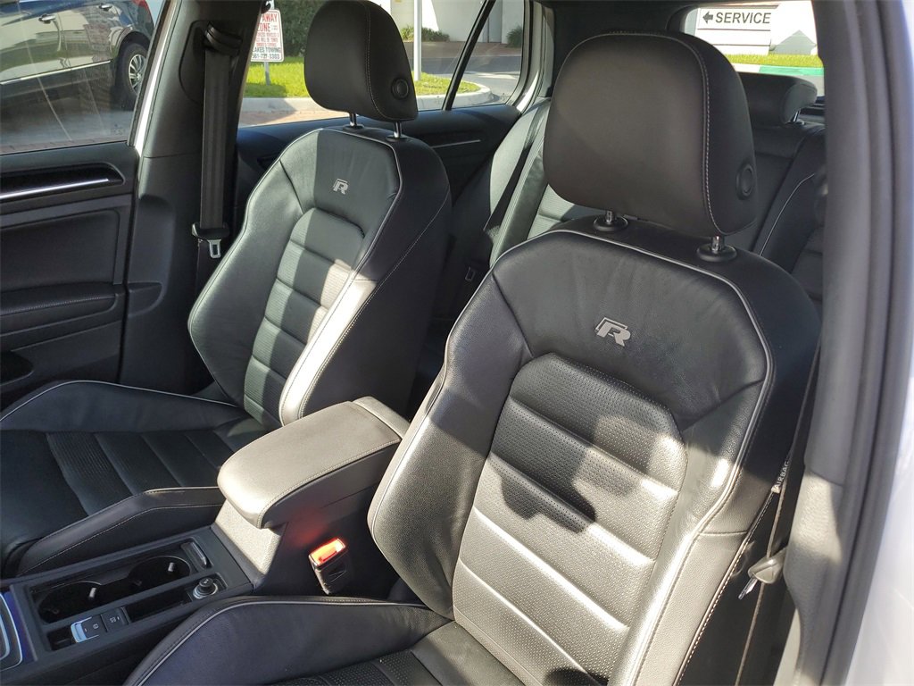 Used 2019 Volkswagen Golf R 4-Door image 19
