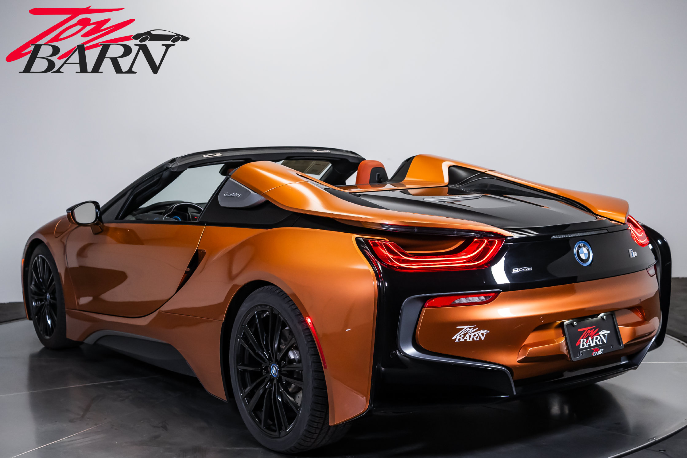 Used 2019 BMW i8 Roadster AWD/4WD image 3