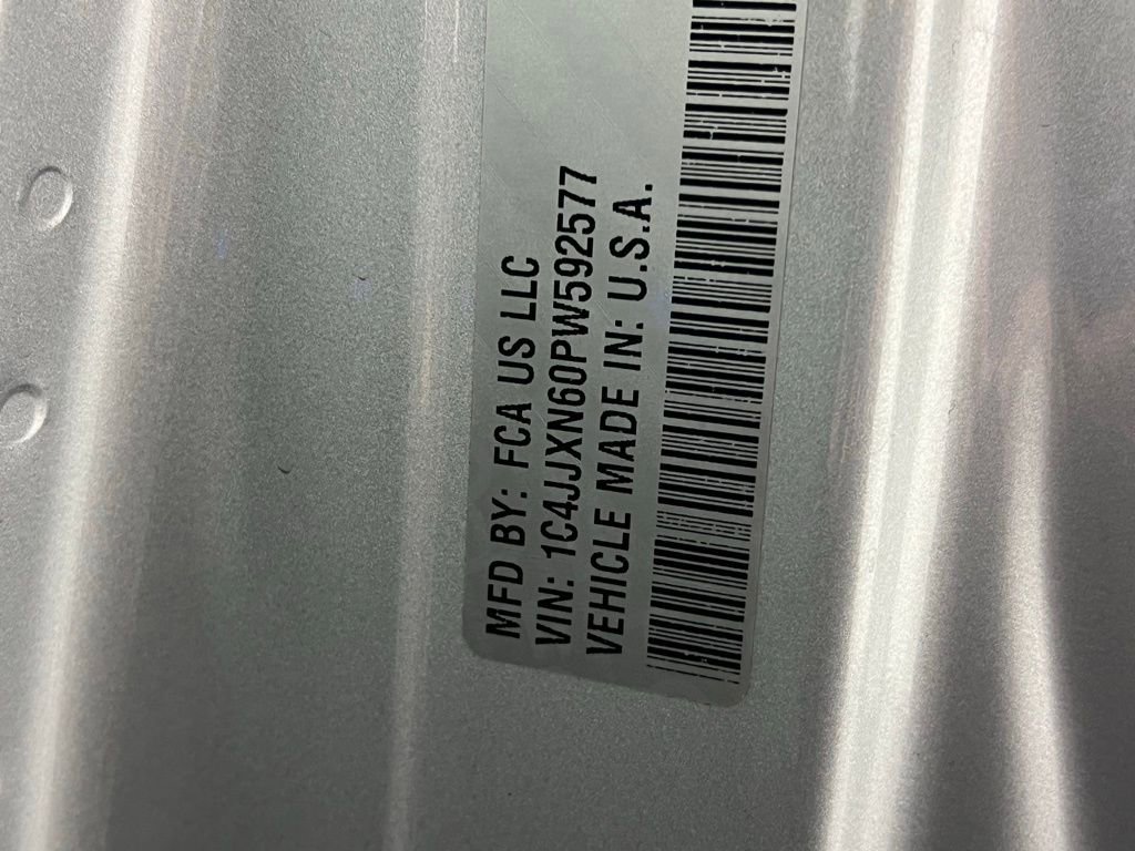 Used 2023 Jeep Wrangler Unlimited image 40