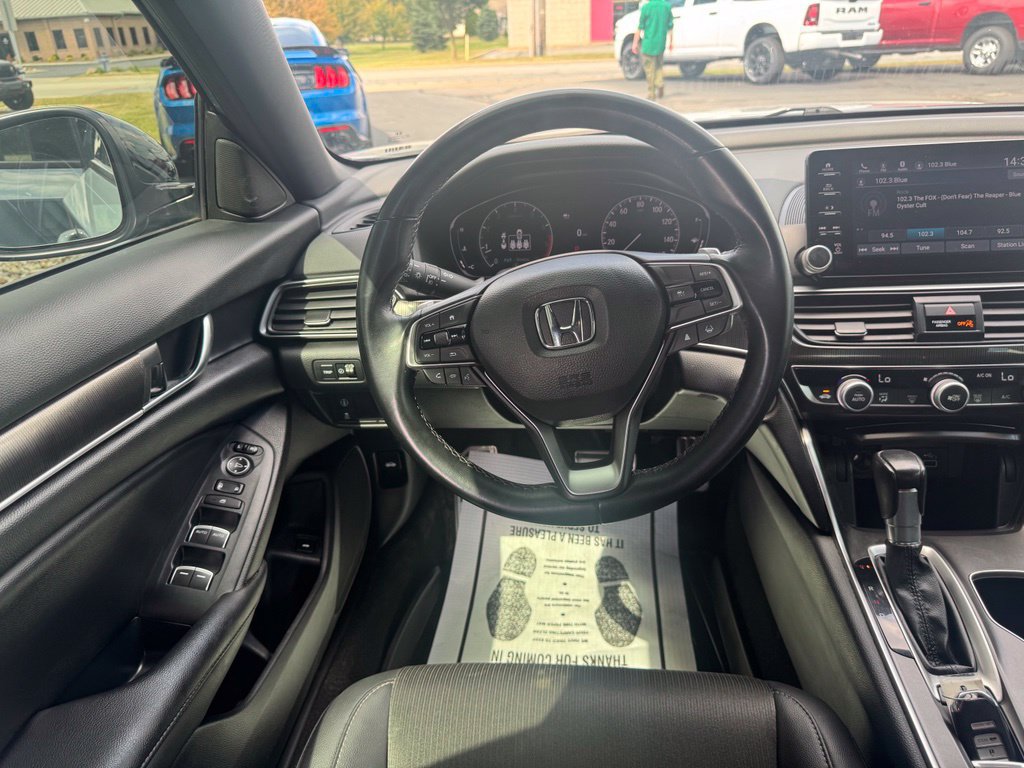 Used 2022 Honda Accord Sport image 11