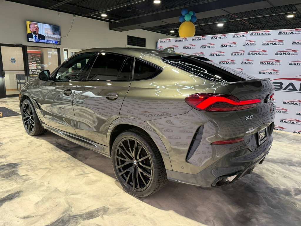 Used 2023 BMW X6 xDrive40i w/ M Sport Package image 11
