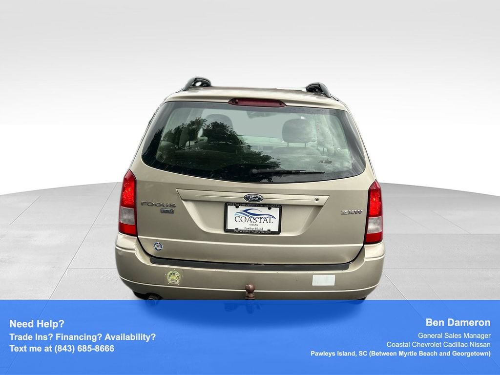 Used 2006 Ford Focus ZXW Wagon FWD image 6