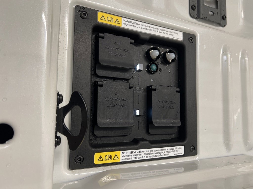 New 2025 Ford F150 Platinum w/ Equipment Group 703A Plus image 42