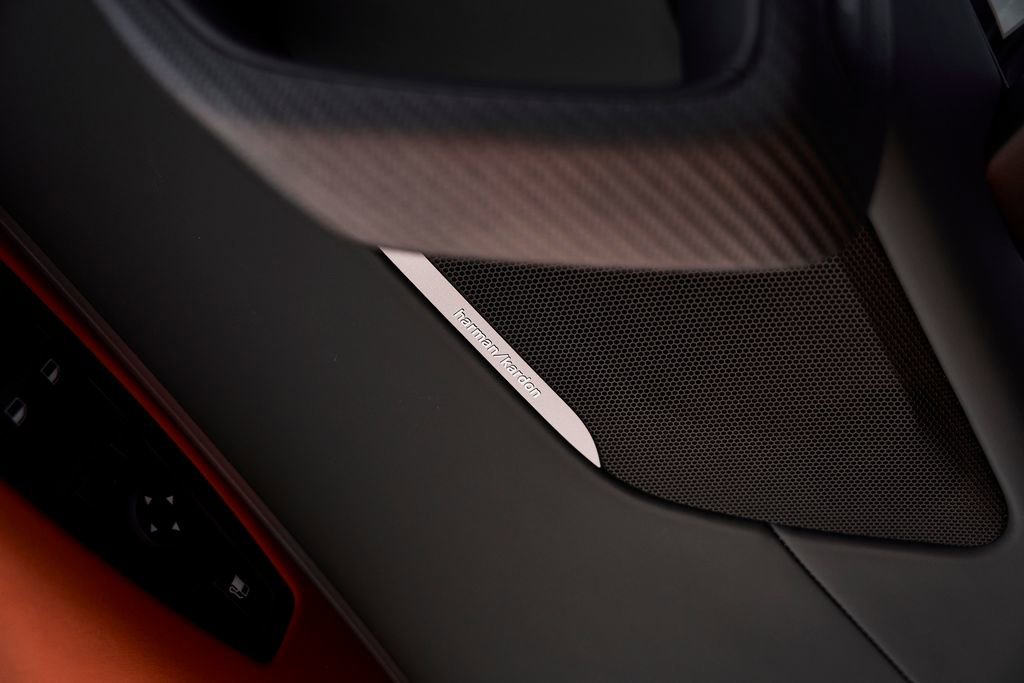 Used 2019 BMW i8 Coupe image 34