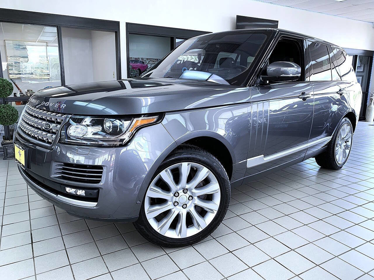 Used 2016 Land Rover Range Rover Supercharged AWD/4WD image 1