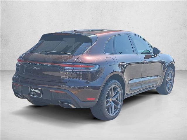 Used 2023 Porsche Macan AWD/4WD image 5