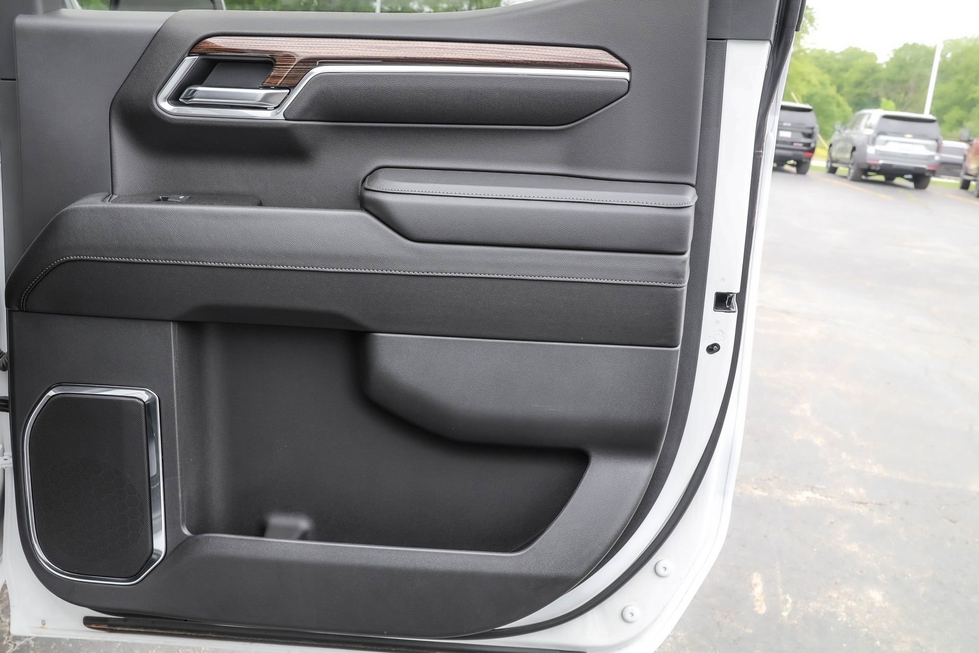 New 2025 Chevrolet Silverado 1500 LT image 42