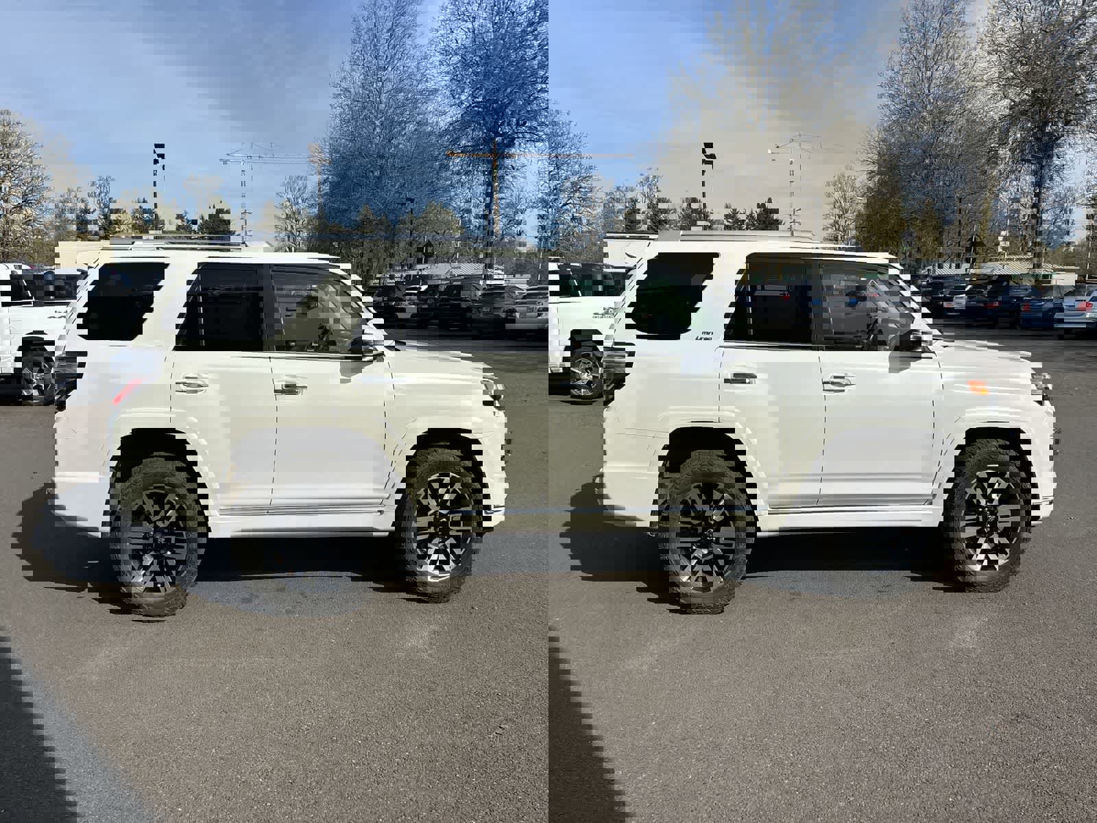 Used 2015 Toyota 4Runner Limited image 3