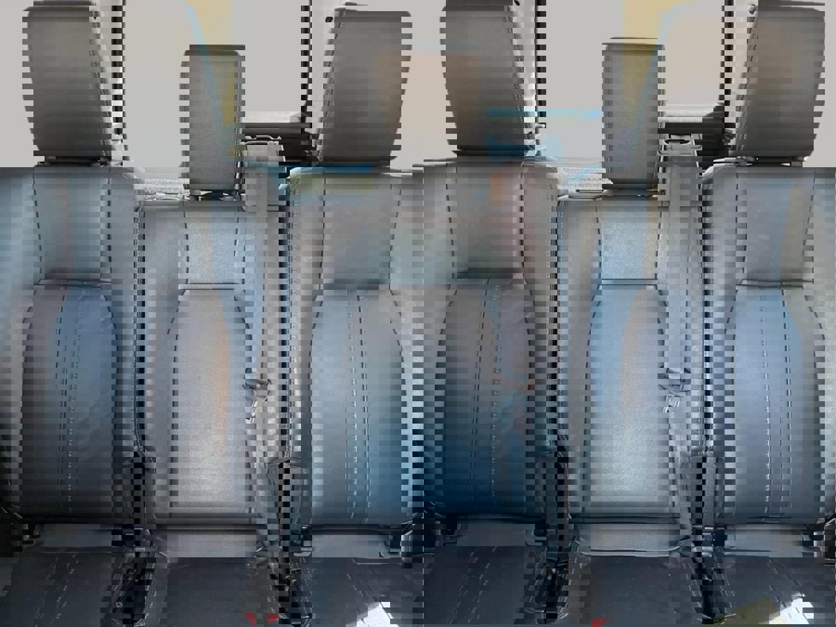 Used 2016 Land Rover LR4 HSE Silver Edition image 41