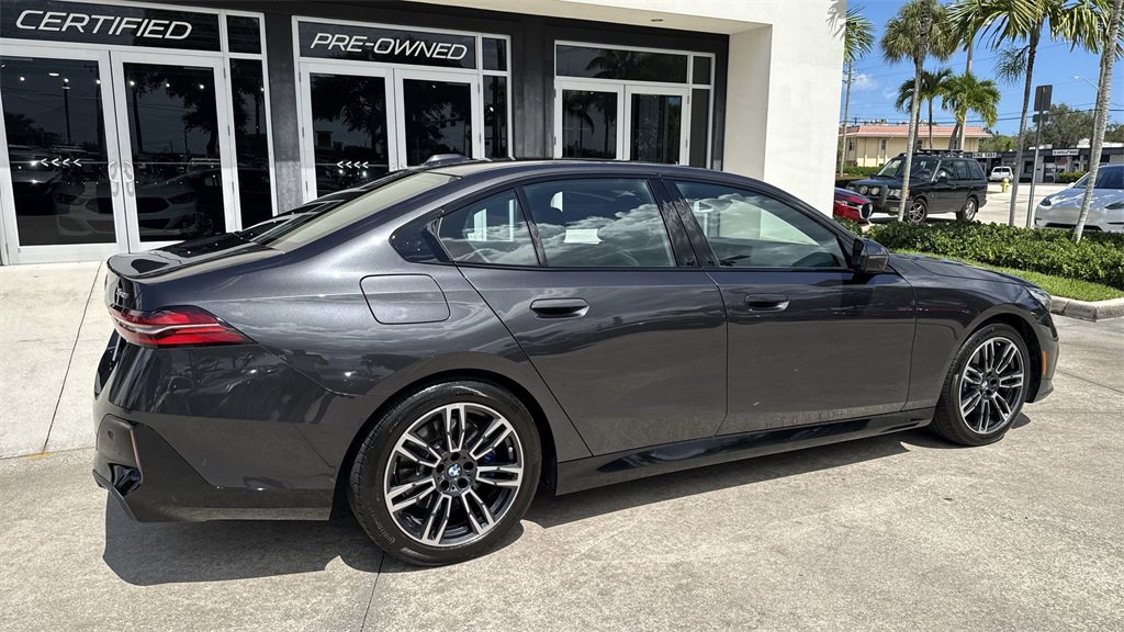 Used 2025 BMW 540i xDrive image 5