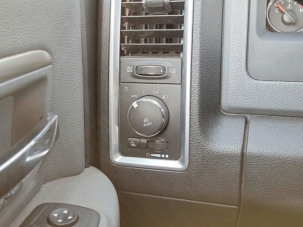 Used 2016 RAM 1500 Big Horn image 14