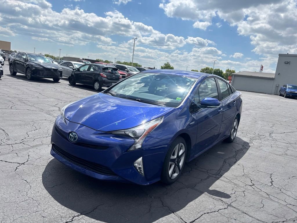 Used 2017 Toyota Prius Four Touring w/ Protection Package FWD image 2