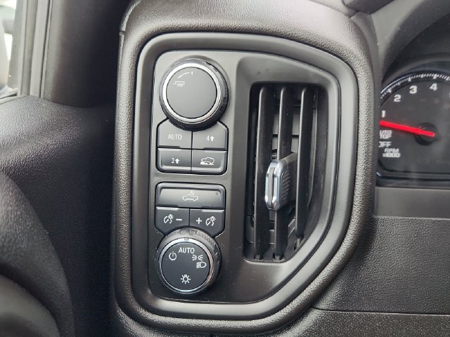 Used 2022 Chevrolet Silverado 1500 W/T w/ Trailering Package AWD/4WD image 35