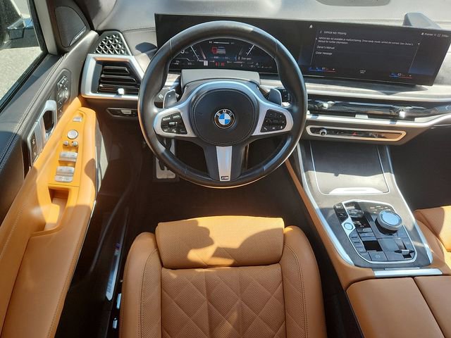 Used 2023 BMW X7 xDrive40i image 7