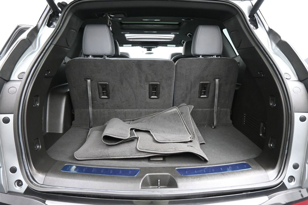 Used 2023 Buick Enclave Premium w/ Experience Buick Package FWD image 20