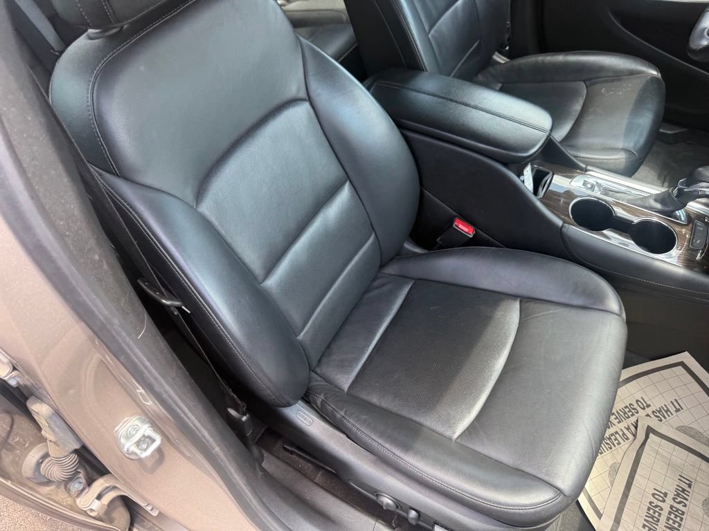Used 2024 Chevrolet Malibu LT FWD image 51