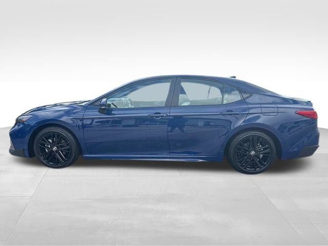 Used 2025 Toyota Camry SE w/ Convenience Package image 55