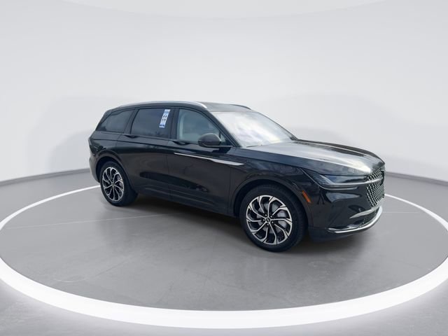 New 2026 Lincoln Nautilus Reserve AWD/4WD image 2