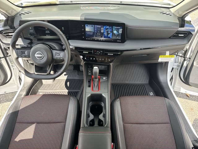 New 2026 Nissan Kicks SR FWD image 9