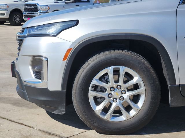 Used 2022 Chevrolet Traverse LS image 9